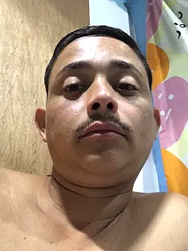 isacalejandroo online show from 03.02.25