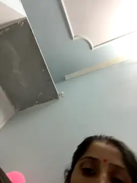 Snapshot of HotRiyacpl chatting on 11.28.25 HotRiyacpl online show from 11.28.25