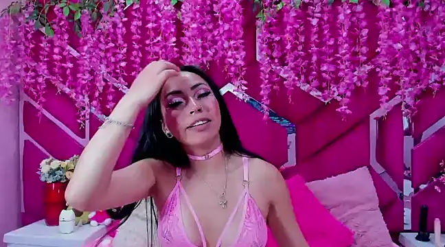 nathalia pink online show from 02.06.25