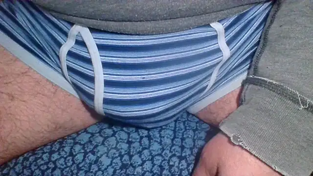 Snapshot of 6969_Alex_69 chatting on 03.10.25 6969 Alex 69 online show from 03.10.25