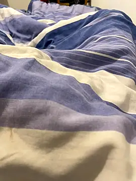 Snapshot of Lcrete chatting on 10.20.25 Lcrete online show from 10.20.25