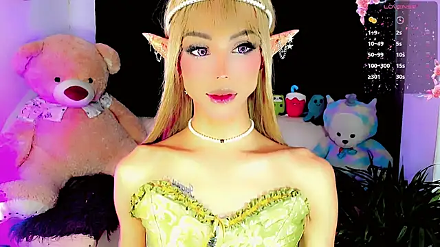 Snapshot of dollswit01 chatting on 12.19.25 dollswit01 online show from 12.19.25