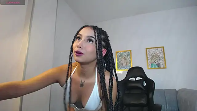  ella b online show from 02.04.25