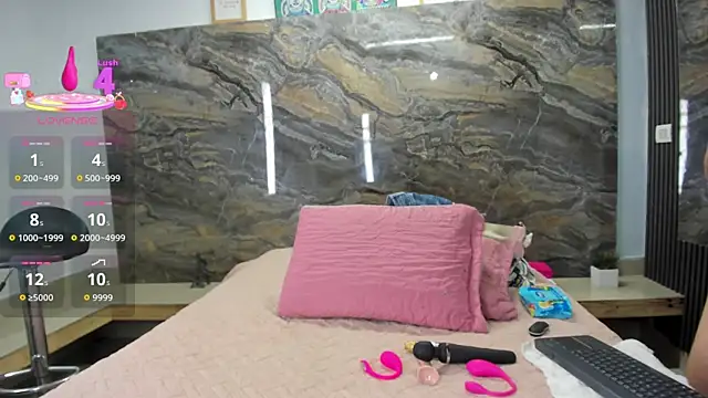 Yaya    11 online show from 11.22.25