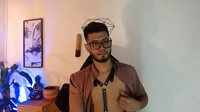 Colby brown03 online show from 04.10.26