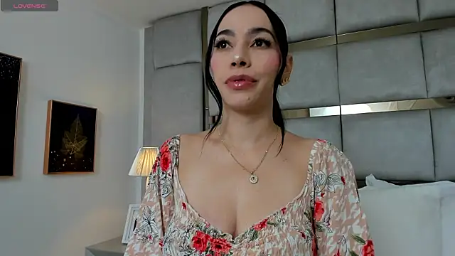 Snapshot of AmbarJensen chatting on 01.24.25 AmbarJensen online show from 01.24.25