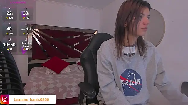 Snapshot of JasmineHarris chatting on 02.20.25 JasmineHarris online show from 02.20.25