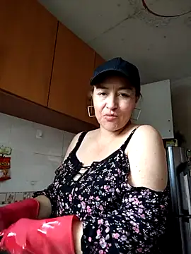 sussy 185 online show from 03.18.25