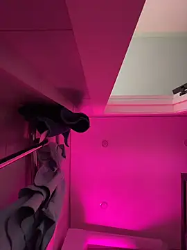 SuzieMurray online show from 04.09.26