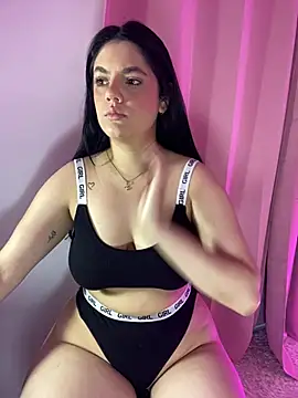 kimberlyhills1 online show from 02.26.26