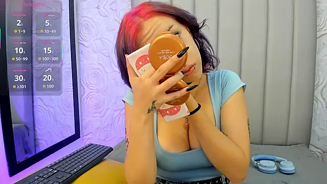 AlexaFoxy18 online show from 02.24.26