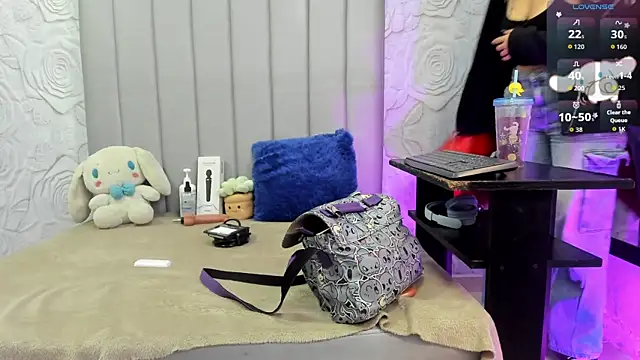 AlexaFoxy18 online show from 05.31.26