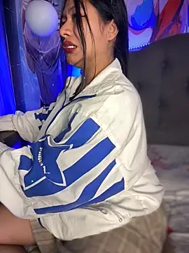 Im Little online show from 10.21.25