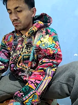 charlesss19 online show from 11.11.25