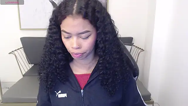 Shenna brunette  online show from 02.19.25