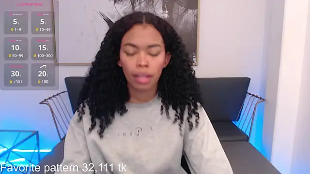 Shenna brunette  online show from 02.24.25