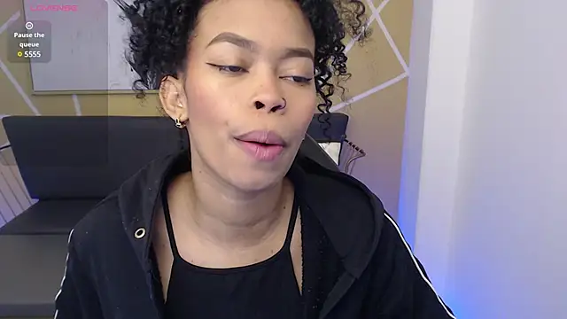 Shenna brunette  online show from 03.07.25