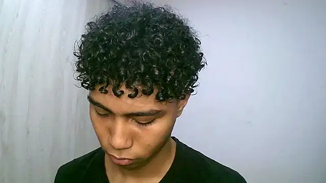 sexy diamante  online show from 11.02.25