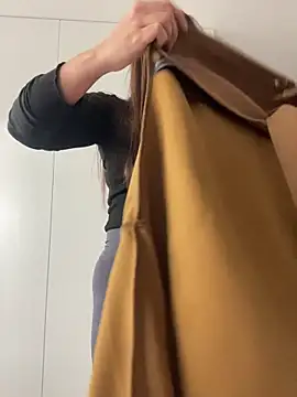 Snapshot of brazilianbbinuk chatting on 02.17.26 brazilianbbinuk online show from 02.17.26