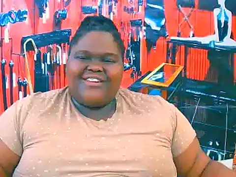 EbonyHotBuns online show from 11.12.25