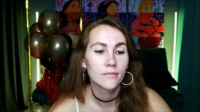 Snapshot of MichelleOrtis chatting on 12.20.24 MichelleOrtis online show from 12.20.24