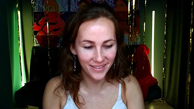 Snapshot of MichelleOrtis chatting on 12.22.24 MichelleOrtis online show from 12.22.24