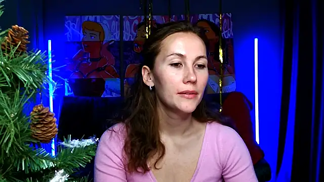 Snapshot of MichelleOrtis chatting on 12.24.24 MichelleOrtis online show from 12.24.24