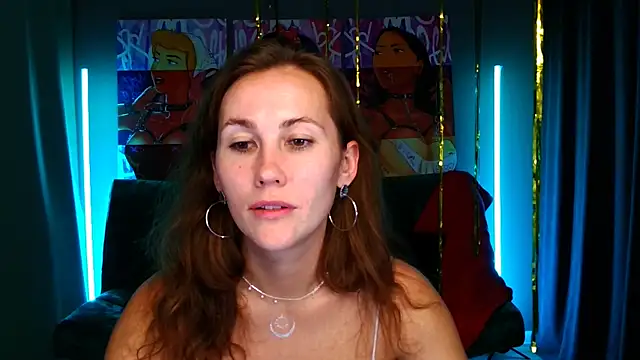 Snapshot of MichelleOrtis chatting on 12.26.24 MichelleOrtis online show from 12.26.24