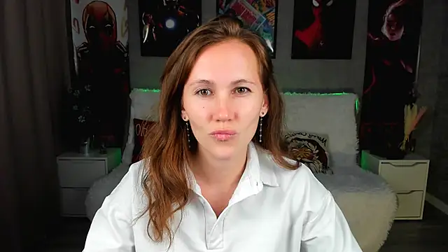 Snapshot of MichelleOrtis chatting on 02.02.25 MichelleOrtis online show from 02.02.25