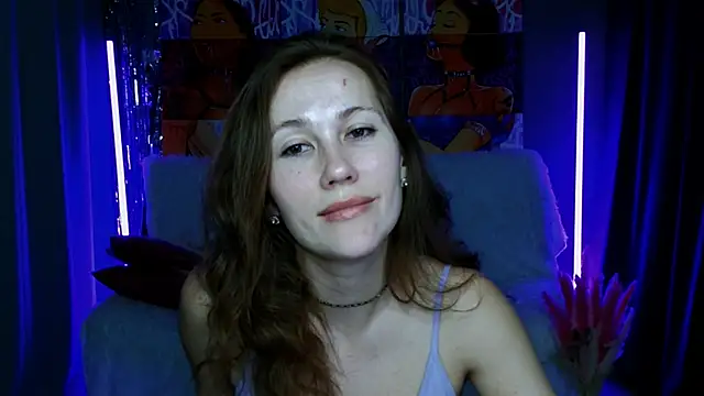 Snapshot of MichelleOrtis chatting on 02.05.25 MichelleOrtis online show from 02.05.25