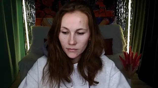 Snapshot of MichelleOrtis chatting on 02.06.25 MichelleOrtis online show from 02.06.25