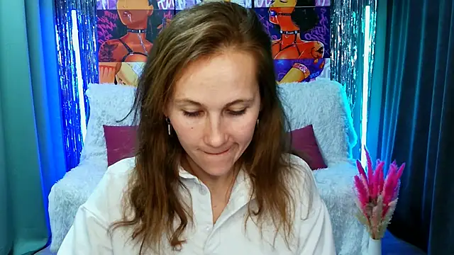 Snapshot of MichelleOrtis chatting on 02.12.25 MichelleOrtis online show from 02.12.25