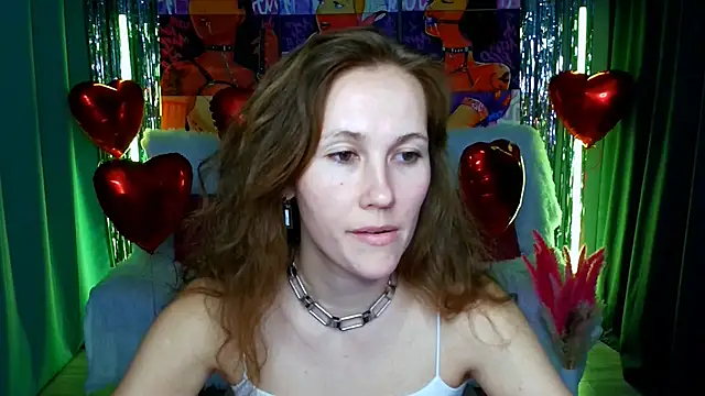 Snapshot of MichelleOrtis chatting on 02.13.25 MichelleOrtis online show from 02.13.25