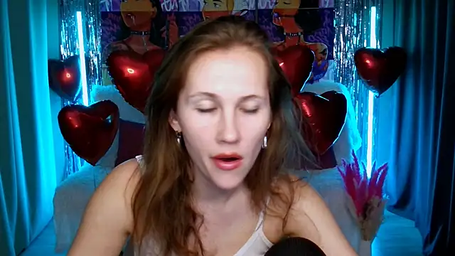 Snapshot of MichelleOrtis chatting on 02.16.25 MichelleOrtis online show from 02.16.25
