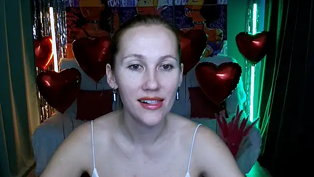 Snapshot of MichelleOrtis chatting on 02.20.25 MichelleOrtis online show from 02.20.25