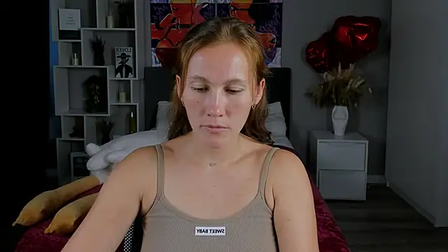 Snapshot of MichelleOrtis chatting on 09.10.25 MichelleOrtis online show from 09.10.25