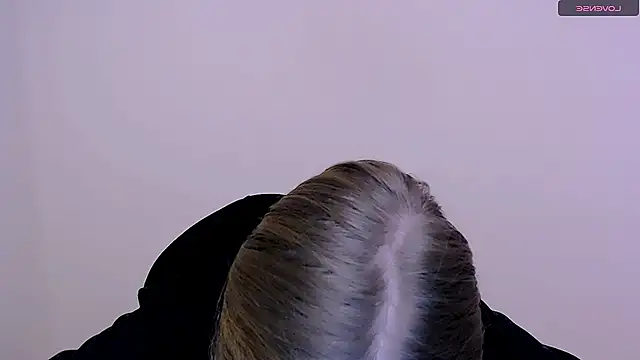 MissOliviaa  online show from 12.23.24