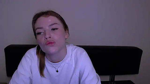 MissOliviaa  online show from 03.05.25