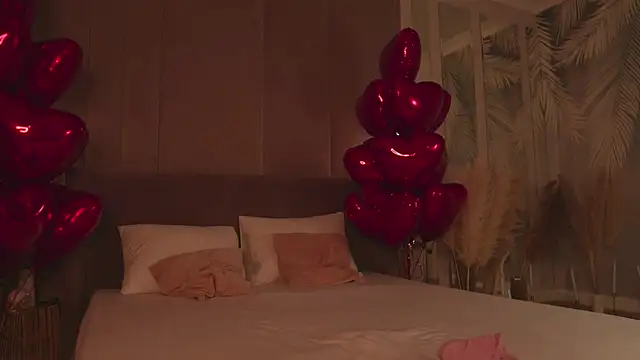 Smiley Mia online show from 02.09.26