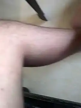 Snapshot of Happyman300 chatting on 02.02.25 Happyman300 online show from 02.02.25