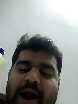 Snapshot of Happyman300 chatting on 11.15.25 Happyman300 online show from 11.15.25