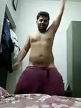 Snapshot of Happyman300 chatting on 11.23.25 Happyman300 online show from 11.23.25