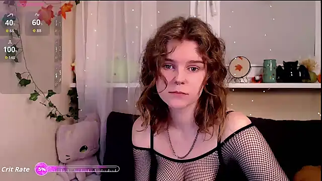 Snapshot of Moona_xx chatting on 11.25.25 Moona xx online show from 11.25.25