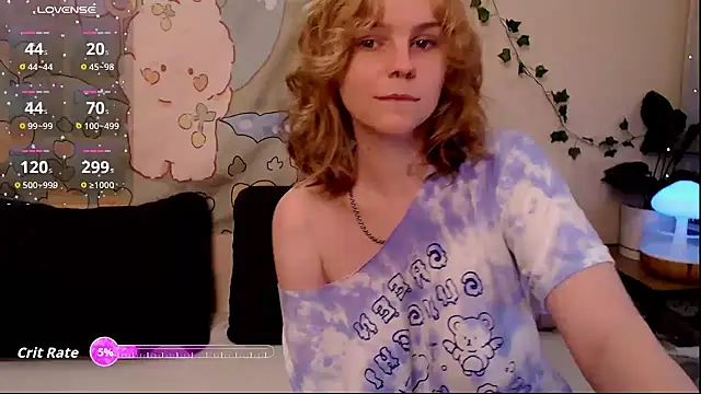 Snapshot of Moona_xx chatting on 05.08.26 Moona xx online show from 05.08.26