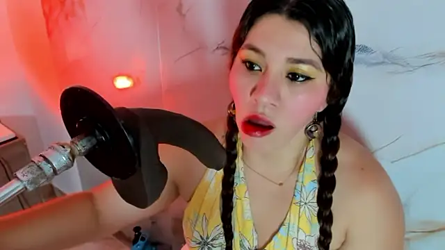 hade cute online show from 03.07.26