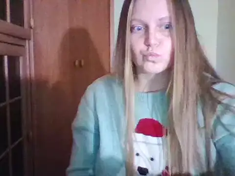 Evasapples online show from 12.03.24
