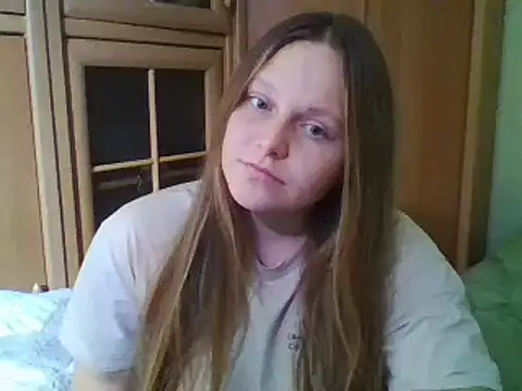 Evasapples online show from 12.15.24