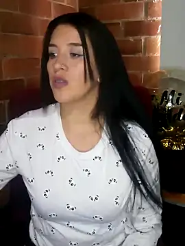 Snapshot of Gabriela_squirt02 chatting on 12.19.24 Gabriela squirt02 online show from 12.19.24