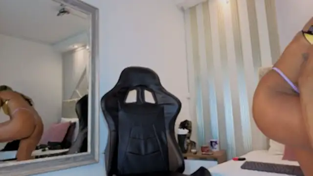 Tayra Pradit online show from 02.01.26