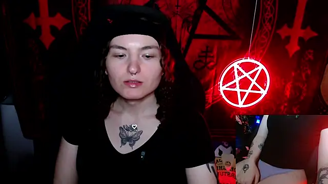 BrandiWRLD 999 online show from 10.06.25